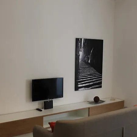 아파트 Valletta Apartment